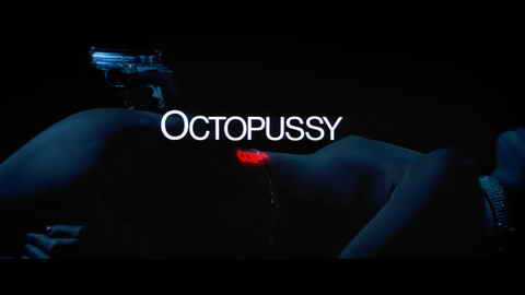 Titelbildschirm vom Film James Bond - Octopussy