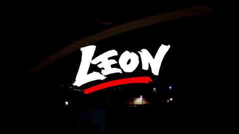 Titelbildschirm vom Film Leon