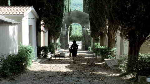 Screenshot [01] zum Film 'Dellamorte Dellamore'