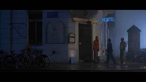 Screenshot [01] zum Film 'Hostel'
