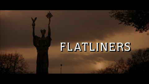 Titelbildschirm vom Film Flatliners - Heute ist ein schöner Tag zum Sterben