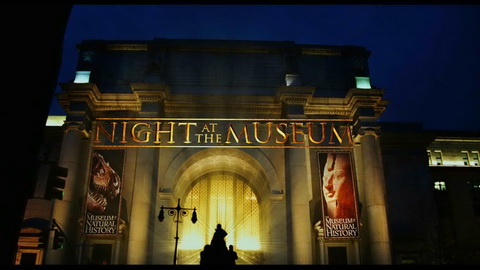 Titelbildschirm vom Film Nachts im Museum