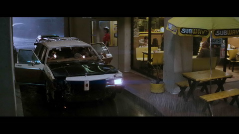 Screenshot [15] zum Film 'Lethal Weapon 2 - Brennpunkt L.A.'