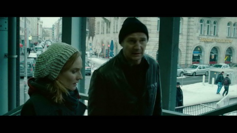 Screenshot [33] zum Film 'Unknown Identity'