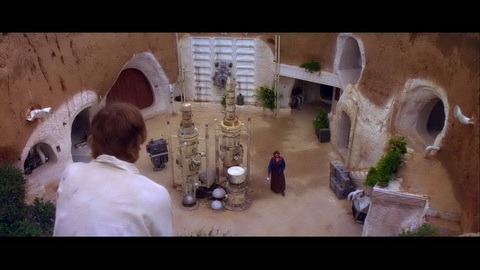 Screenshot [03] zum Film 'Star Wars: Episode IV (Krieg der Sterne)'