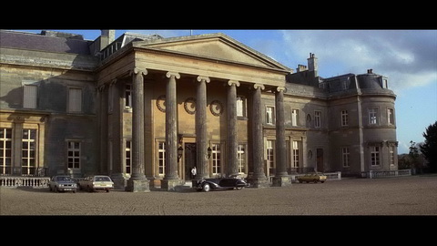 Screenshot [01] zum Film 'James Bond - Sag niemals nie'