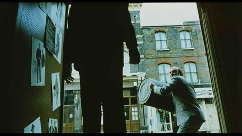 Screenshot [02] zum Film 'Buster'