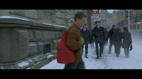 Screenshot [09] zum Film 'Bourne Identität, Die'