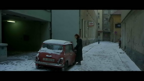 Screenshot [12] zum Film 'Bourne Identität, Die'