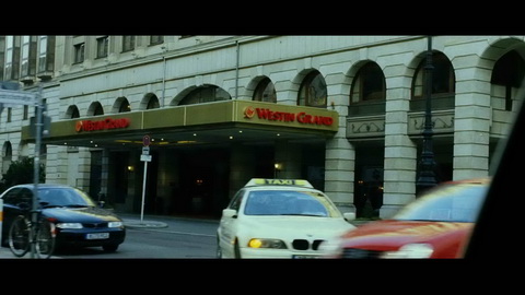 Screenshot [26] zum Film 'Bourne Verschwörung, Die'