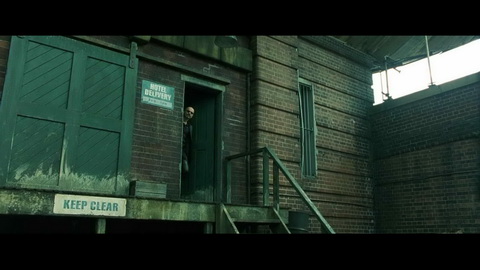 Screenshot [10] zum Film 'Matrix'