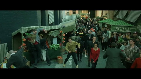 Screenshot [23] zum Film 'Matrix'