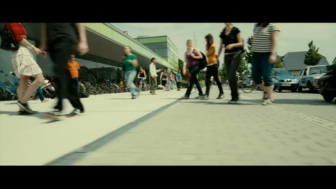 Screenshot [01] zum Film 'Welle, Die'