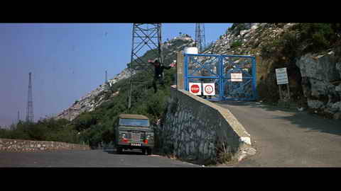 Screenshot [03] zum Film 'James Bond - Der Hauch des Todes'