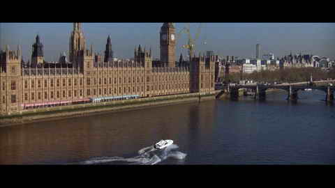 Screenshot [04] zum Film 'James Bond - Die Welt ist nicht genug'