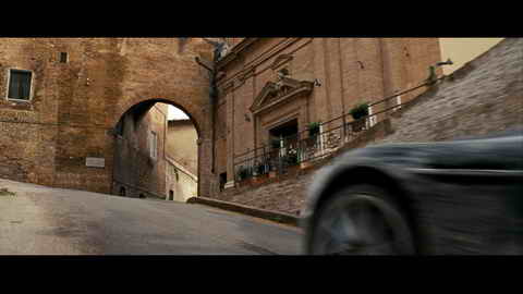 Screenshot [04] zum Film 'James Bond - Ein Quantum Trost'