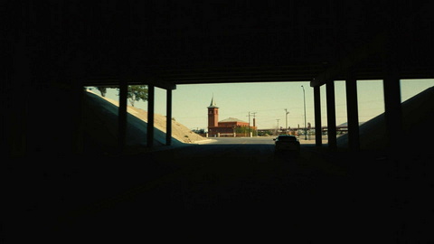 Screenshot [38] zum Film One Battle After Another