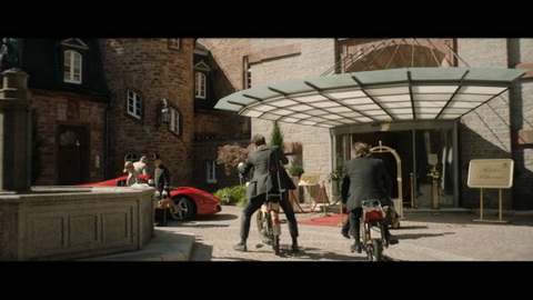 Screenshot [10] zum Film 25 km/h