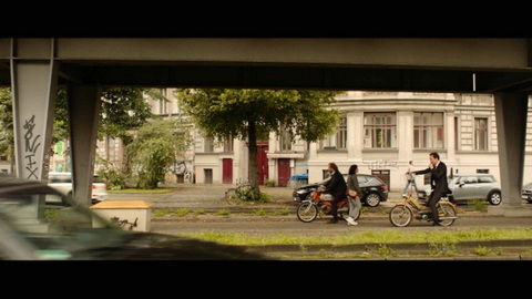 Screenshot [31] zum Film 25 km/h