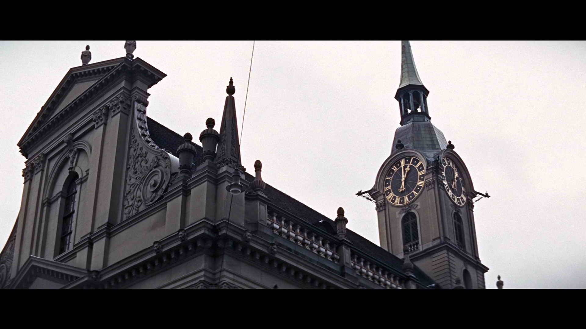 Screenshot [08] zum Film 'James Bond - Im Geheimdienst ihrer Majestät'