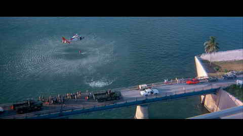 Screenshot [07] zum Film 'James Bond - Lizenz zum Töten'